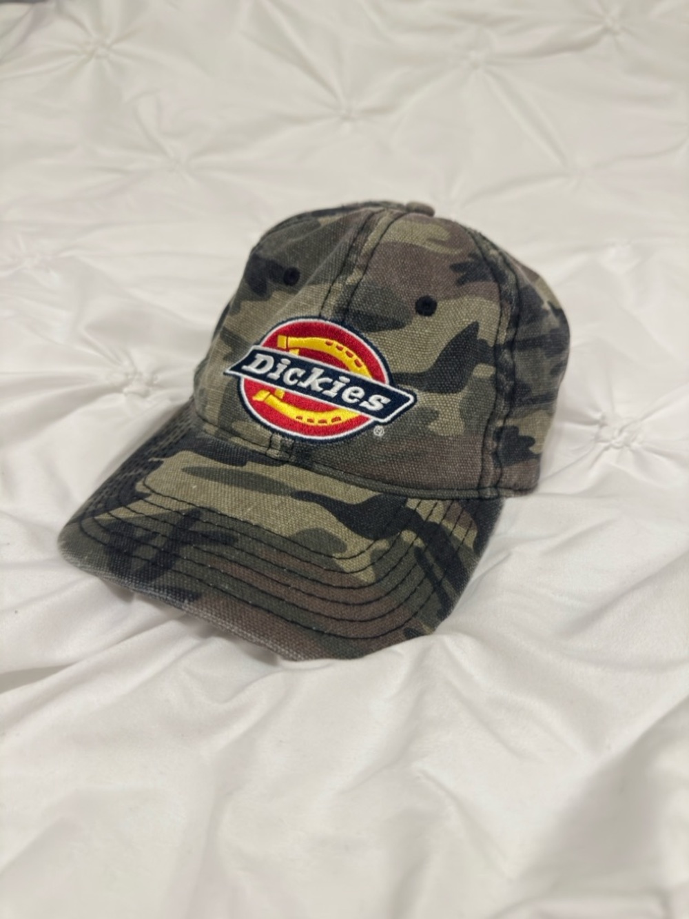 NWOT- Dickies skateboarding hat cap adjustable camo